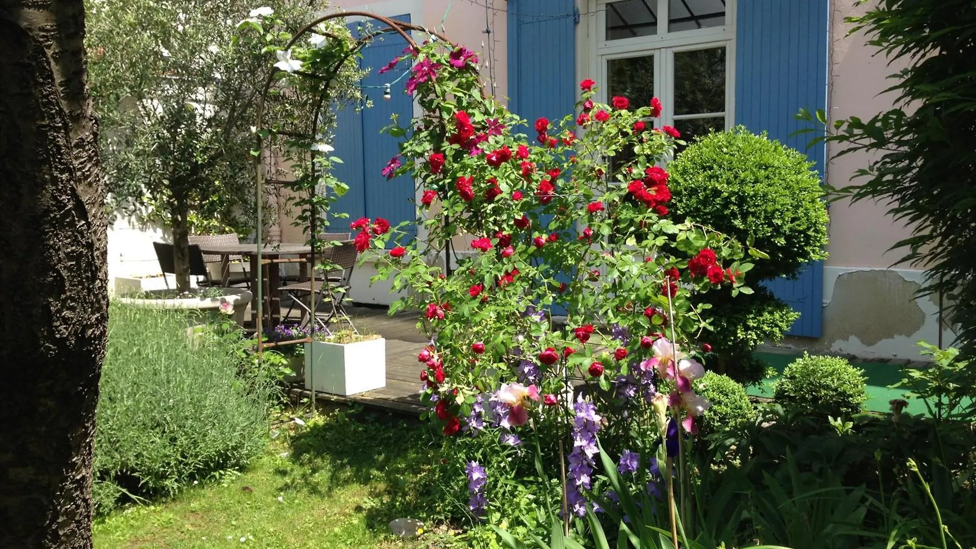 Un Jardin En Ville - Parking Gratuit Lyon Apartment